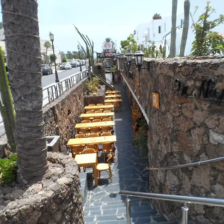 Habitaciones Residencial Corralejo Centro Playa Guest house