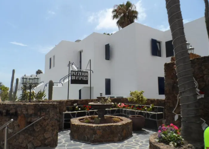 Habitaciones Residencial Corralejo Centro Playa Maison d'hôtes *