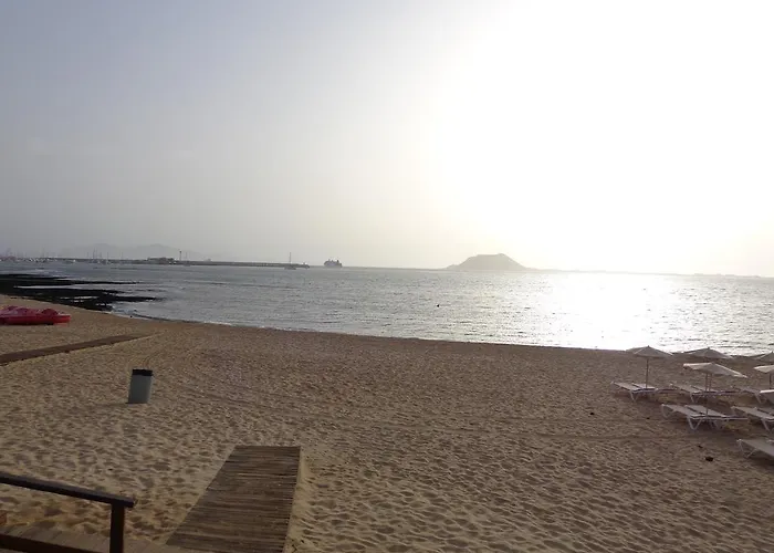 Habitaciones Residencial Corralejo Centro Playa Maison d'hôtes *