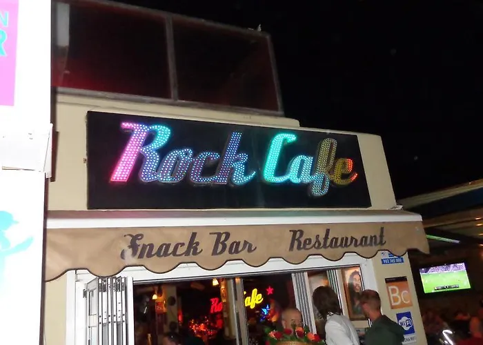 Habitaciones Residencial Corralejo Centro Playa Maison d'hôtes *