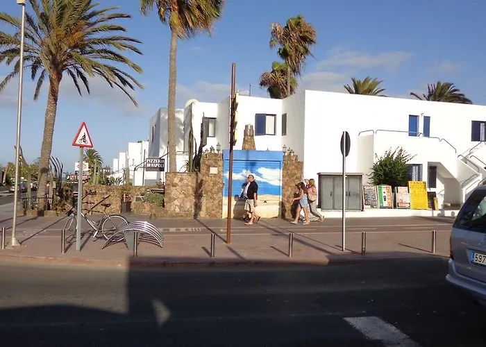 Habitaciones Residencial Corralejo Centro Playa Maison d'hôtes *